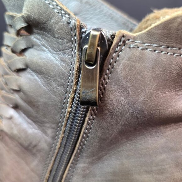 Antelope Gray Leather Boots sz 41 (US-10) - Picture 8 of 13